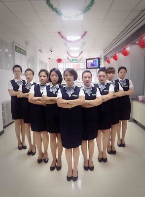 張家口郵政儲(chǔ)蓄服務(wù)禮儀大賽 以禮儀鑄就服務(wù)品牌